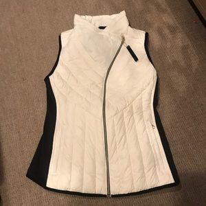 ❌SOLD❌ Calvin Klein Performance White Puffer Vest